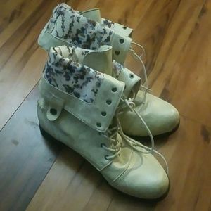Twisted ankle boots size 9